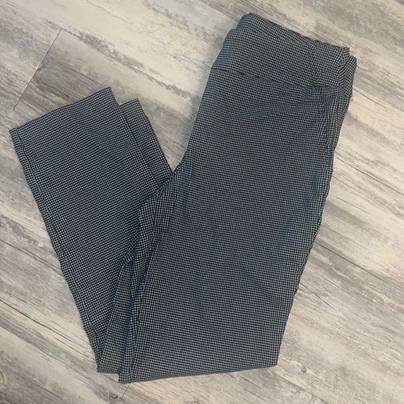 Hilary Radley Pull On Slacks NWOT - Picture 1 of 5